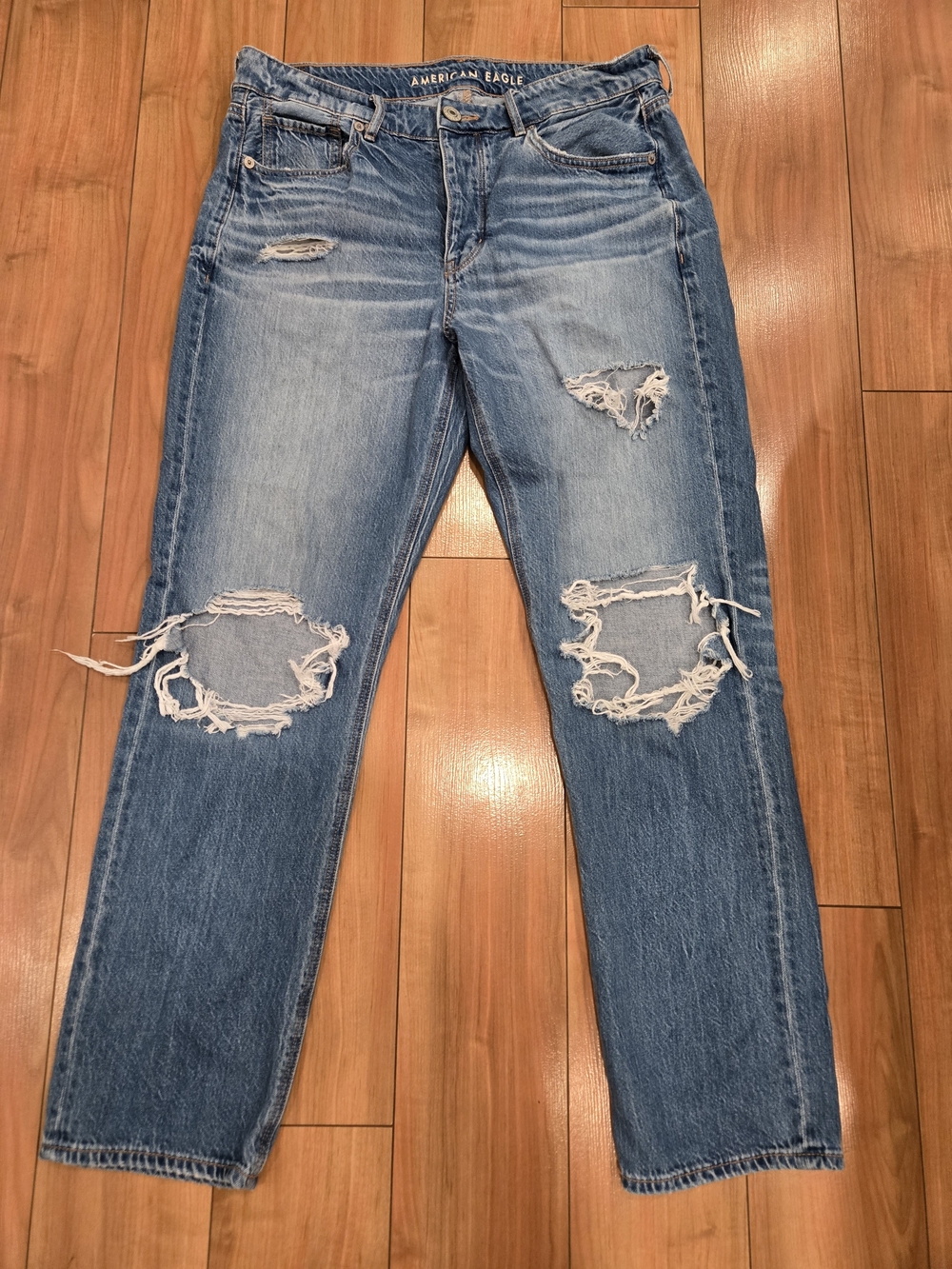 American Eagle Outfitters Blue Distressed High-Rise Jeans